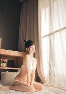 在线伊人网_BD国语免费高清观看
